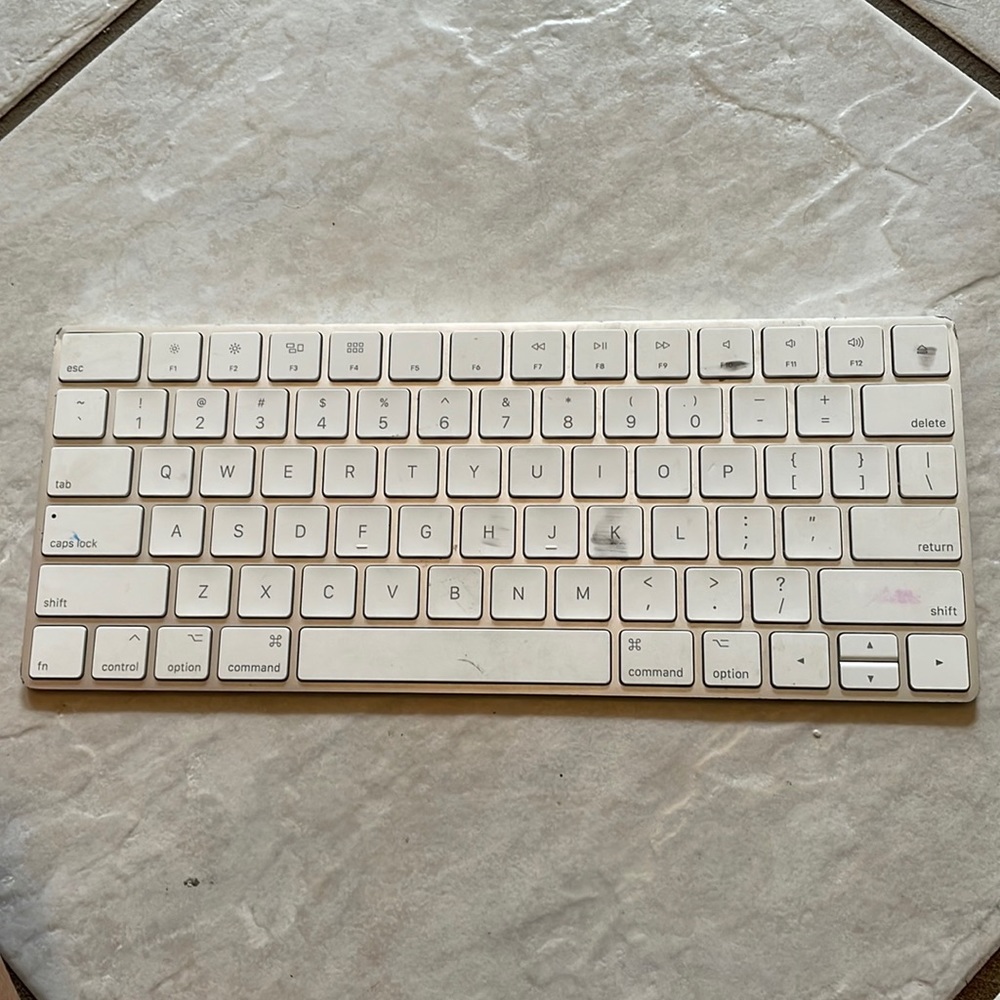Apple Wireless Magic Keyboard